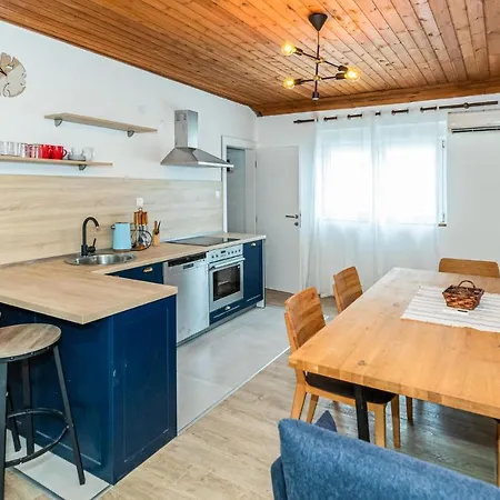 3 Bedroom In *