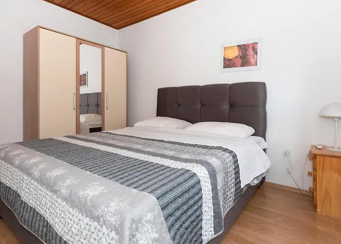 3 Bedroom Awesome In Apartment Klek