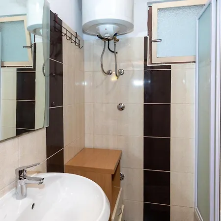 3 Bedroom In *