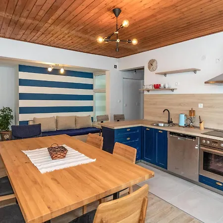 3 Bedroom In Apartmán *