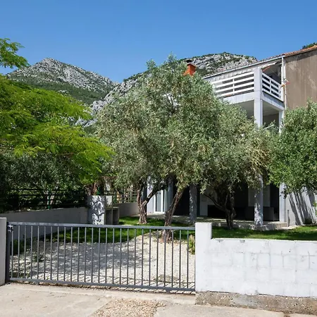 3 Bedroom Awesome In Appartamento Klek