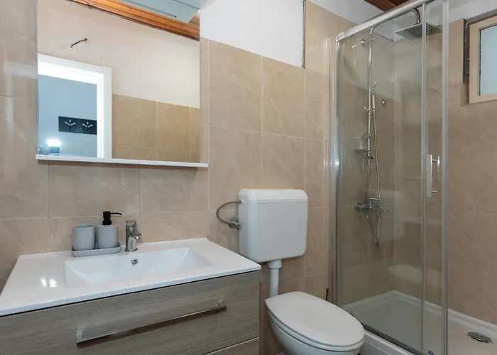 3 Bedroom Awesome In * Клек