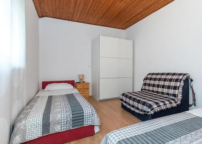 3 Bedroom Awesome In * Клек